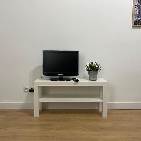 Plaza Rio B Apartment Мадрид Екстериор снимка